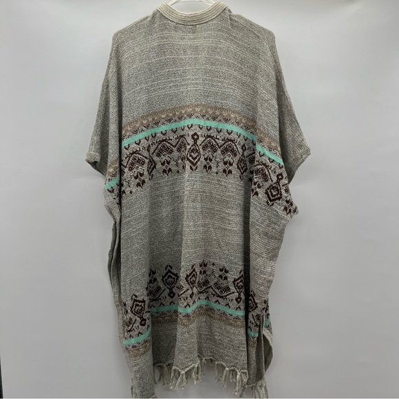 Control tan poncho ladies size XL. - Picture 5 of 8